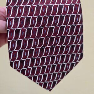 Burma Bibas Burgandy Red Blue Accent White 4" 100% Silk Vintage Necktie Tie 60"